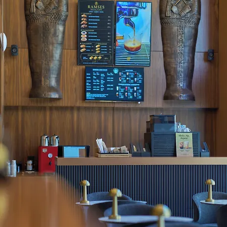 Bed and breakfast Ramses Esmirna